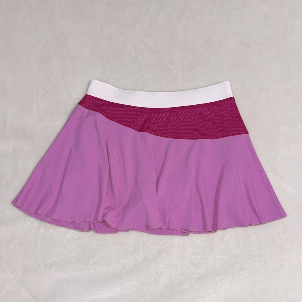 TAIL TECH— Size S, Women’s Golf Skirt